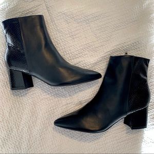 Nine West Size 10 Black Ankle Length Boots